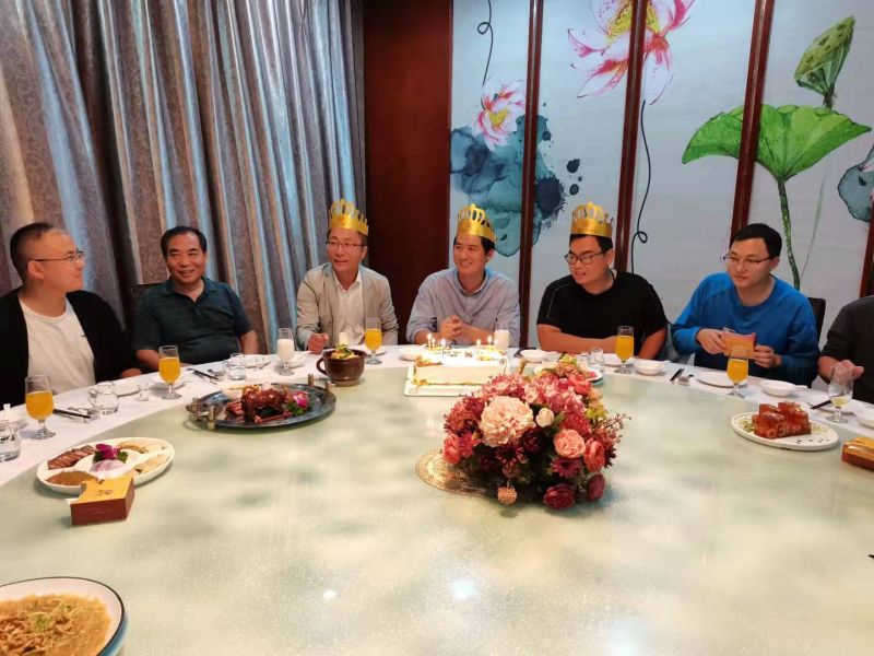 草莓秋葵菠萝蜜黄瓜榴莲视频環保9月員（yuán）工生日會