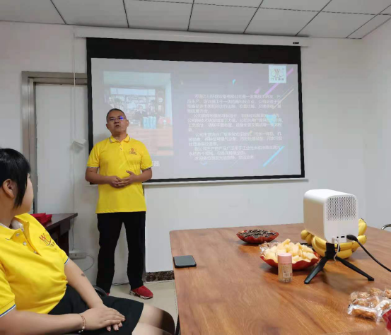 河南草莓秋葵菠萝蜜黄瓜榴莲视频環保設備有限（xiàn）公司2021年上半（bàn）年表彰大會